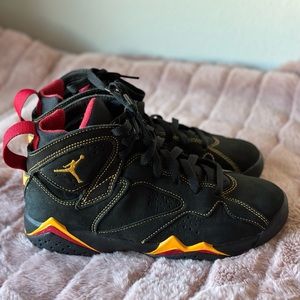 Jordan 7 Retro “Citrus” GS / Youth size 5.5 worn twice black/red